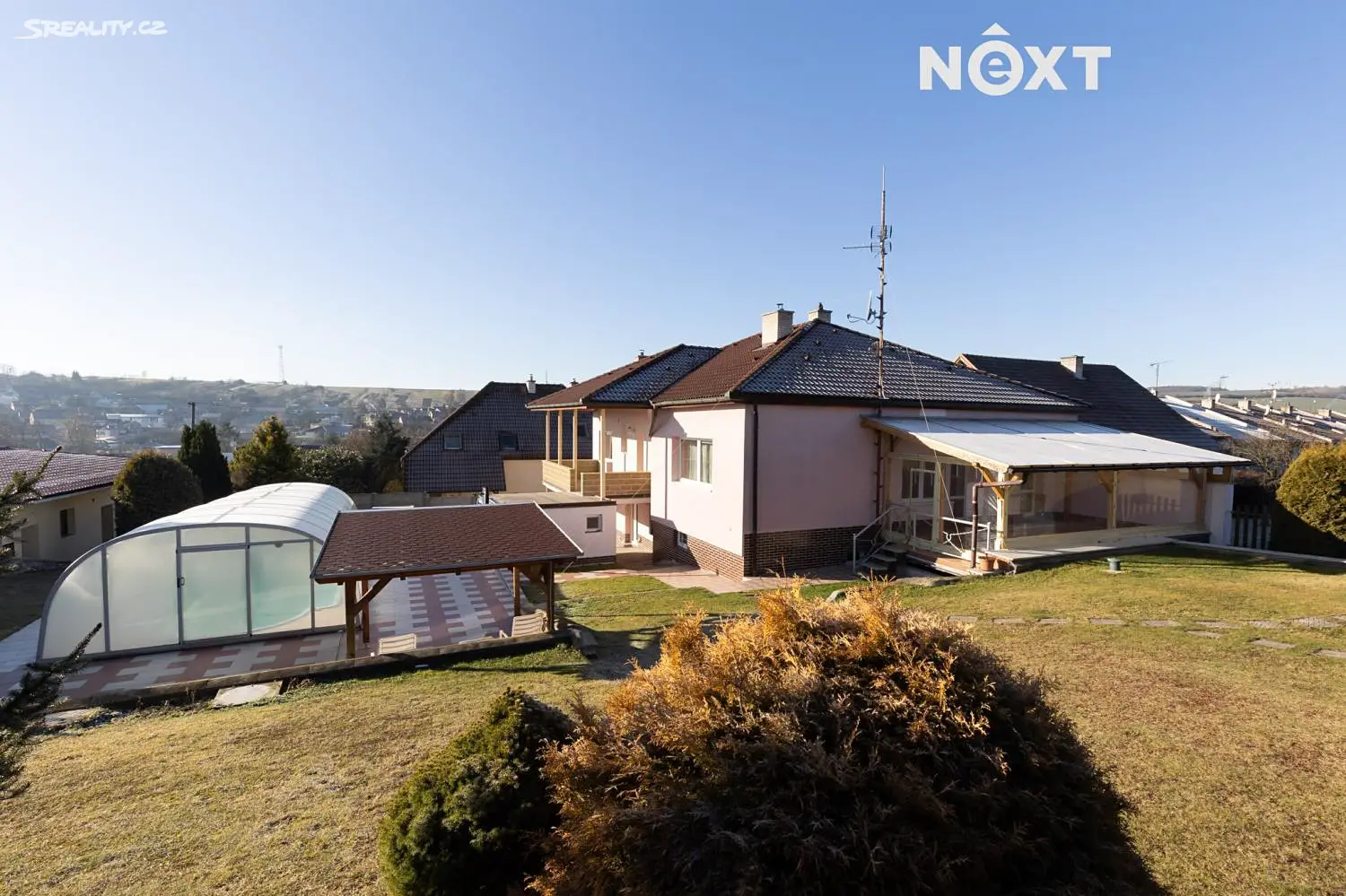 Prodej  rodinného domu 450 m², pozemek 9 190 m², Traplice, okres Uherské Hradiště