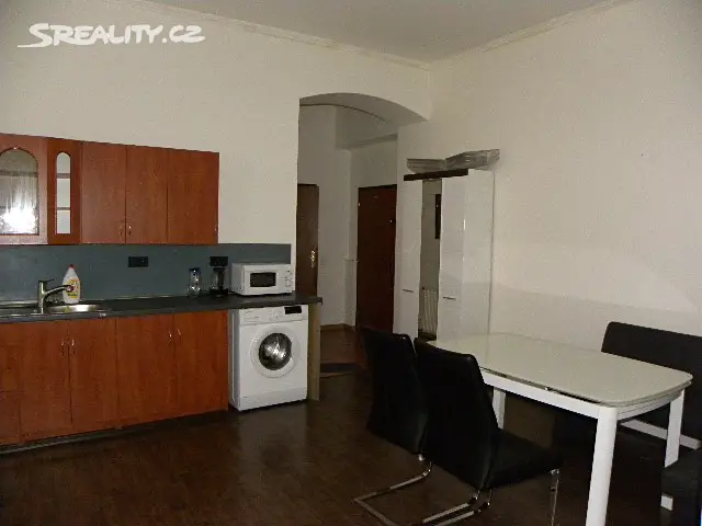 Pronájem bytu 2+1 70 m², Rokycanova, Teplice