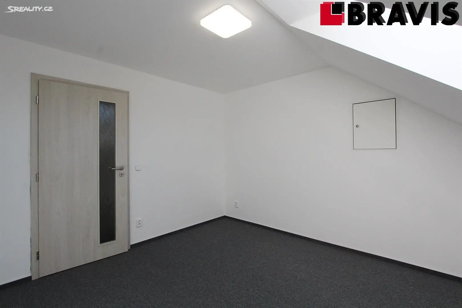 Pronájem bytu 3+kk 62 m² (Podkrovní), Tvarožná, okres Brno-venkov