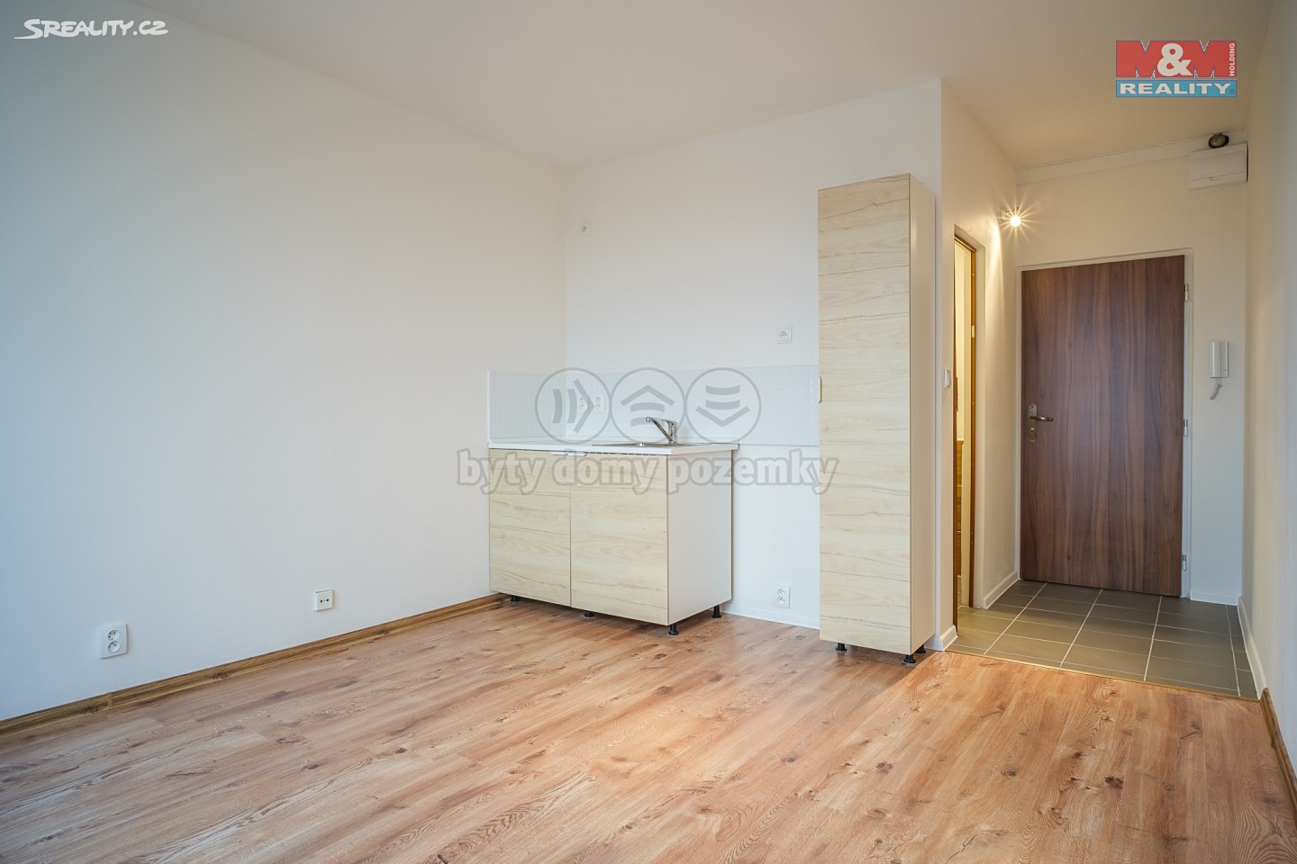 Prodej bytu 1+kk 20 m², Kostnická, Chomutov