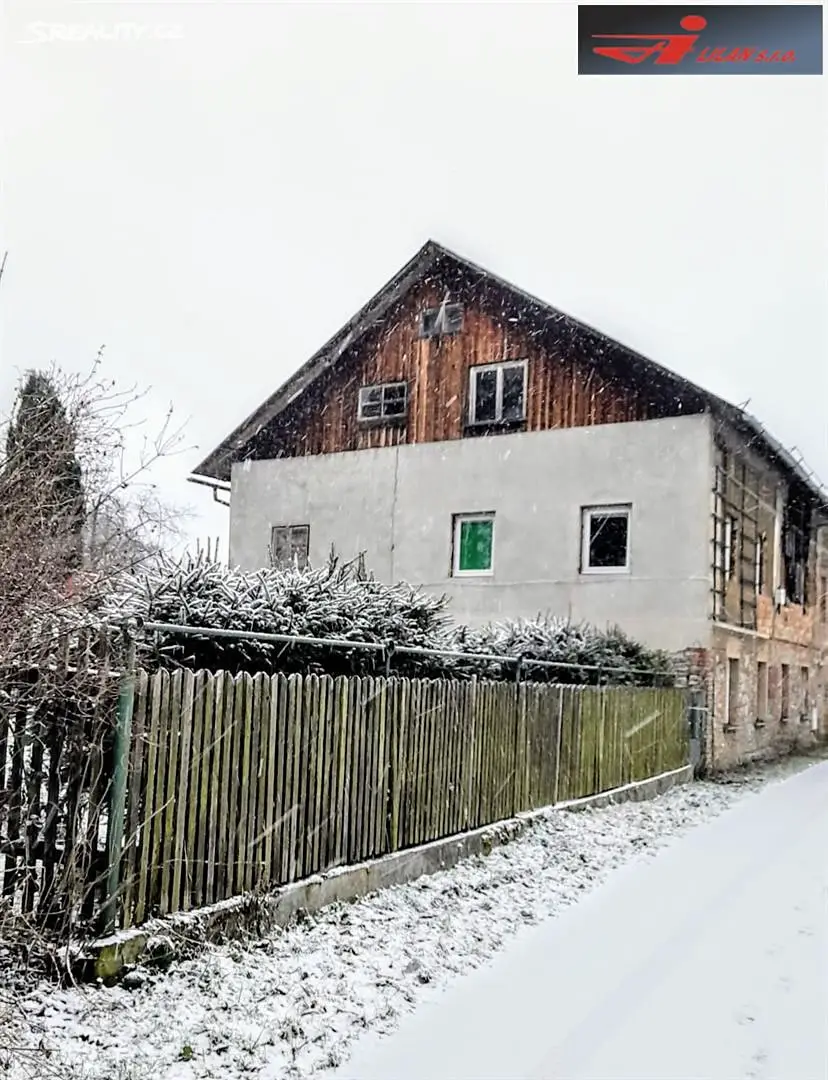 Prodej  vícegeneračního domu 240 m², pozemek 1 306 m², Chřibská, okres Děčín