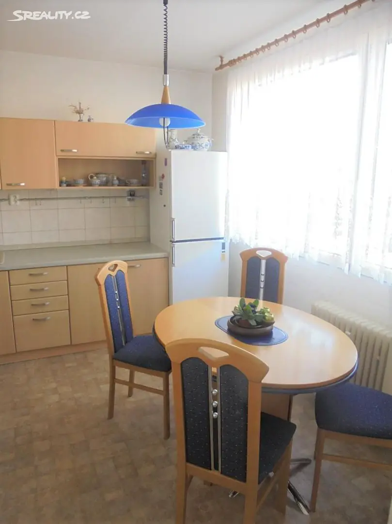 Prodej bytu 2+1 63 m², Marš. Rybalka, Most