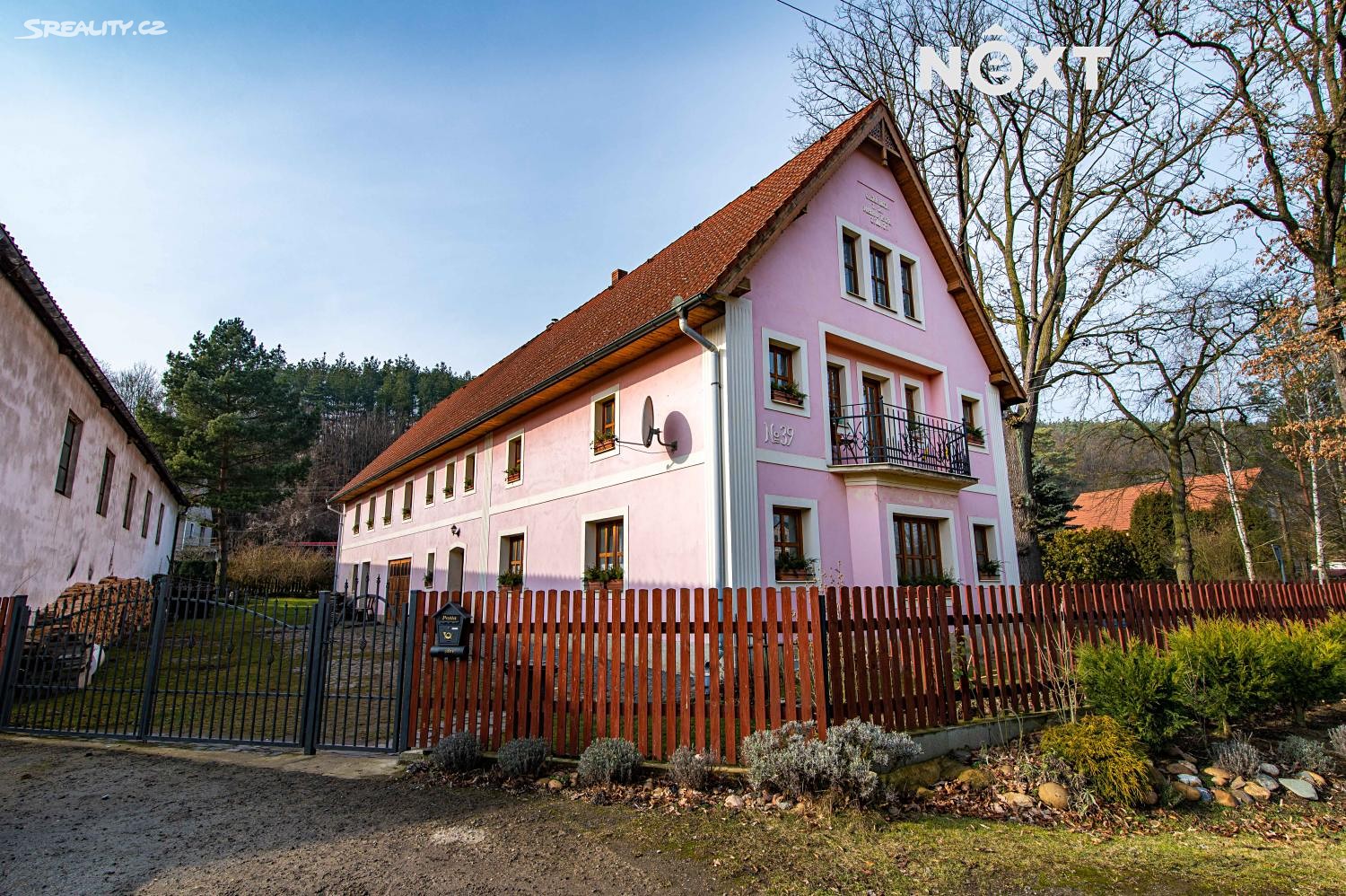 Prodej  rodinného domu 299 m², pozemek 971 m², Snědovice - Střížovice, okres Litoměřice