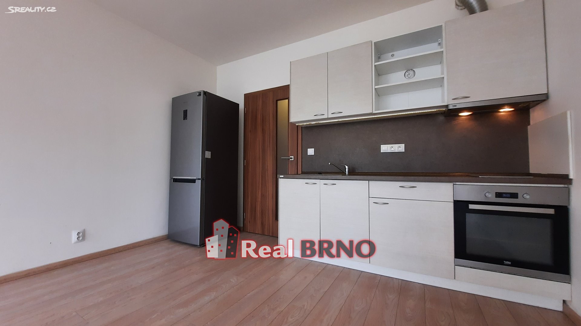 Pronájem bytu 1+kk 29 m², Nad Přehradou, Brno - Bystrc