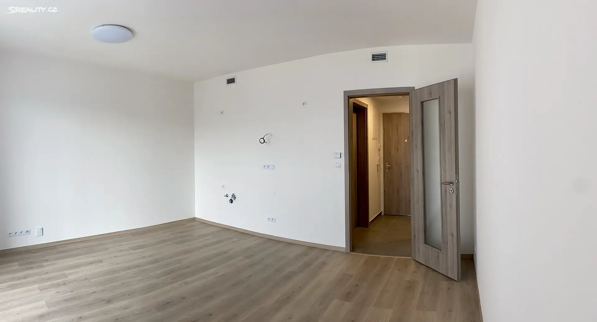 Pronájem bytu 1+kk 37 m², Do zahrádek II, Praha - Třebonice