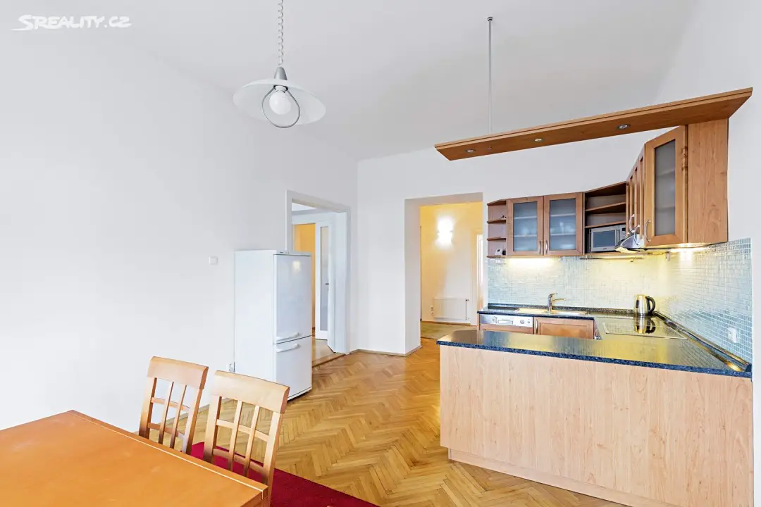 Pronájem bytu 2+1 80 m², Dřevná, Praha 2 - Nové Město