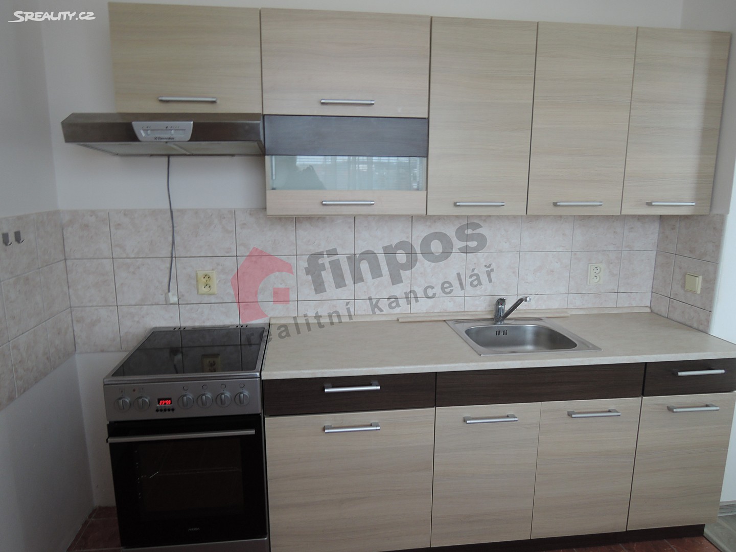 Pronájem bytu 2+kk 45 m², Chlumec nad Cidlinou - Chlumec nad Cidlinou IV, okres Hradec Králové