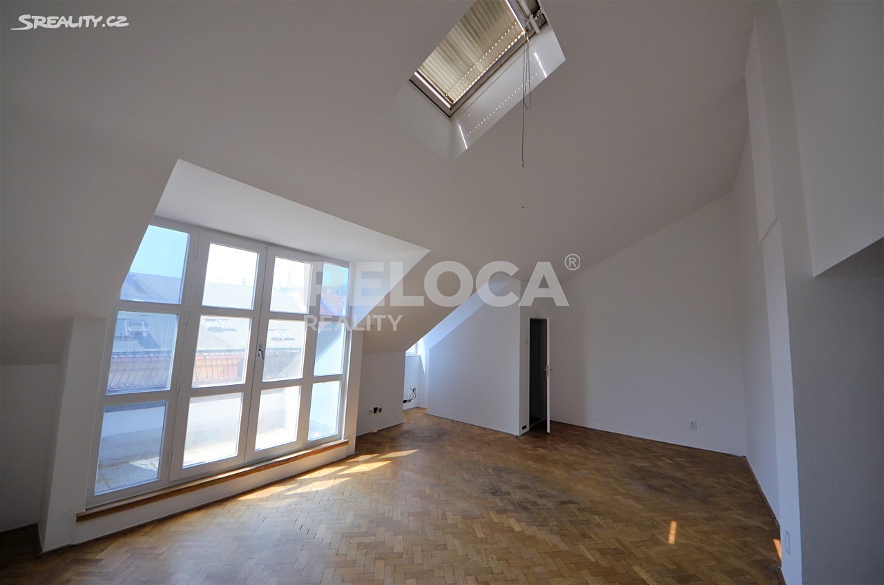 Prodej bytu 2+kk 60 m², Dienzenhoferovy sady, Praha 5 - Smíchov