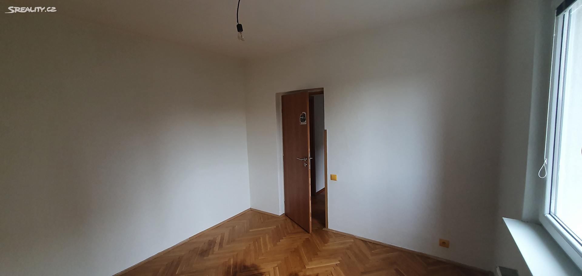 Prodej bytu 3+1 64 m², Krymská, Karlovy Vary