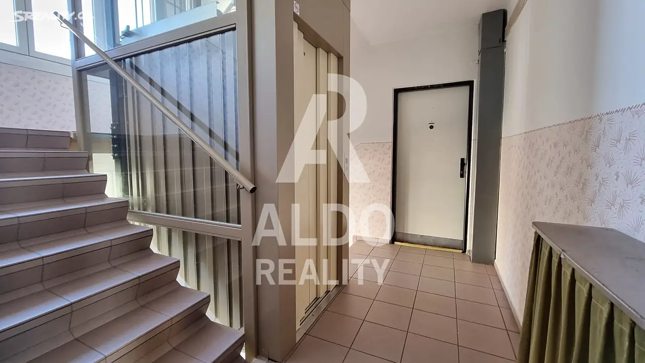 Prodej bytu 3+1 74 m², Družstevní, Velešín