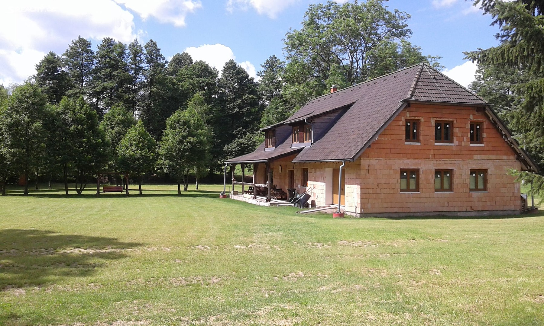 Prodej  rodinného domu 400 m², pozemek 3 000 m², Bruntál, okres Bruntál