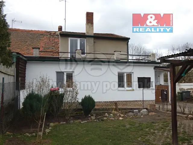 Prodej  rodinného domu 685 m², pozemek 685 m², Hřivice - Touchovice, okres Louny