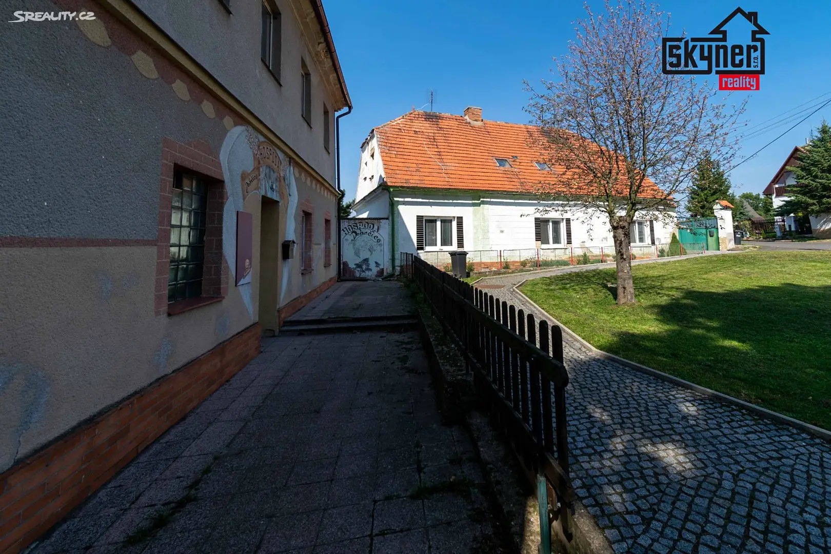 Prodej  rodinného domu 460 m², pozemek 230 m², Skršín - Dobrčice, okres Most
