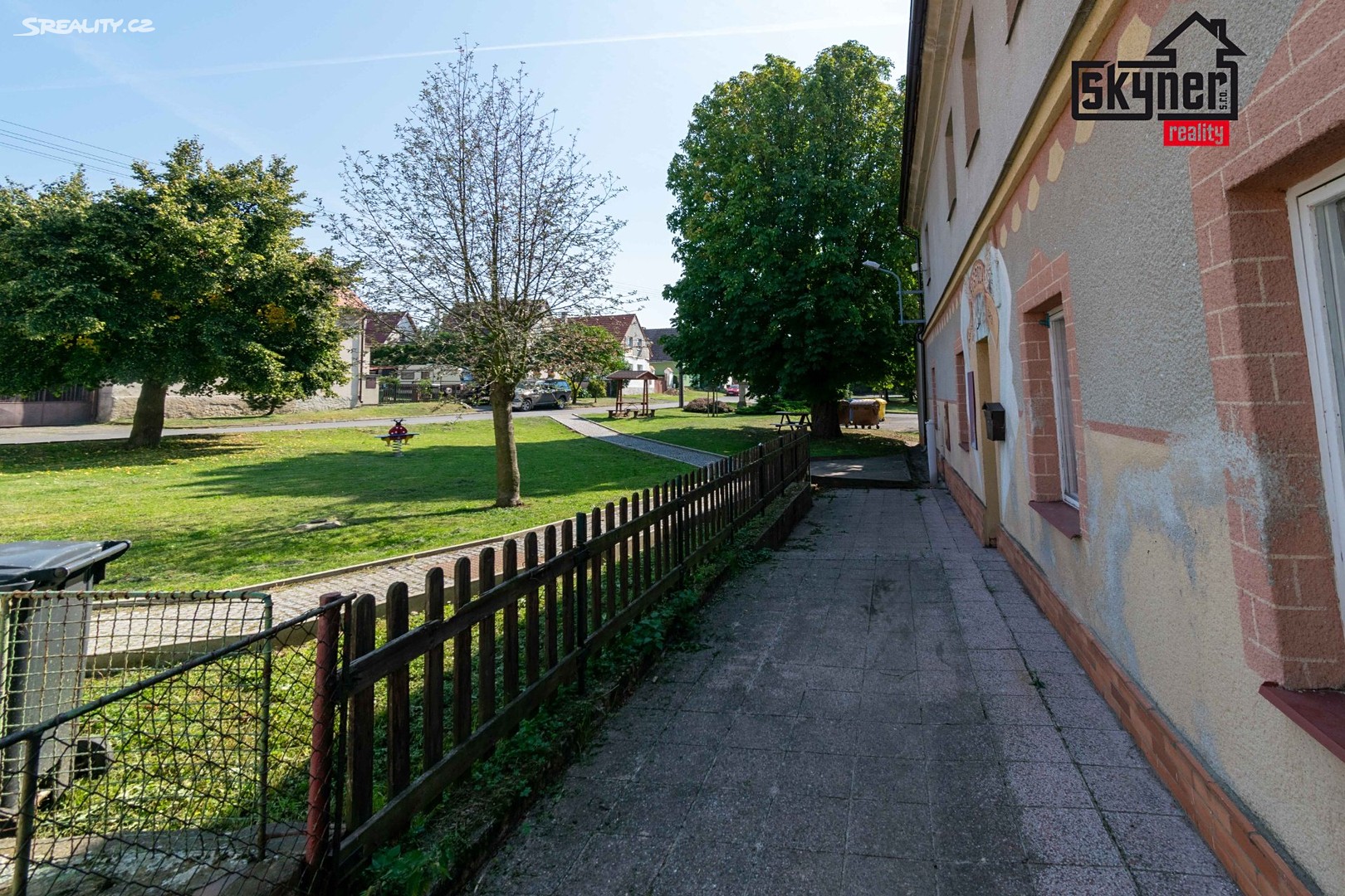Prodej  rodinného domu 460 m², pozemek 230 m², Skršín - Dobrčice, okres Most