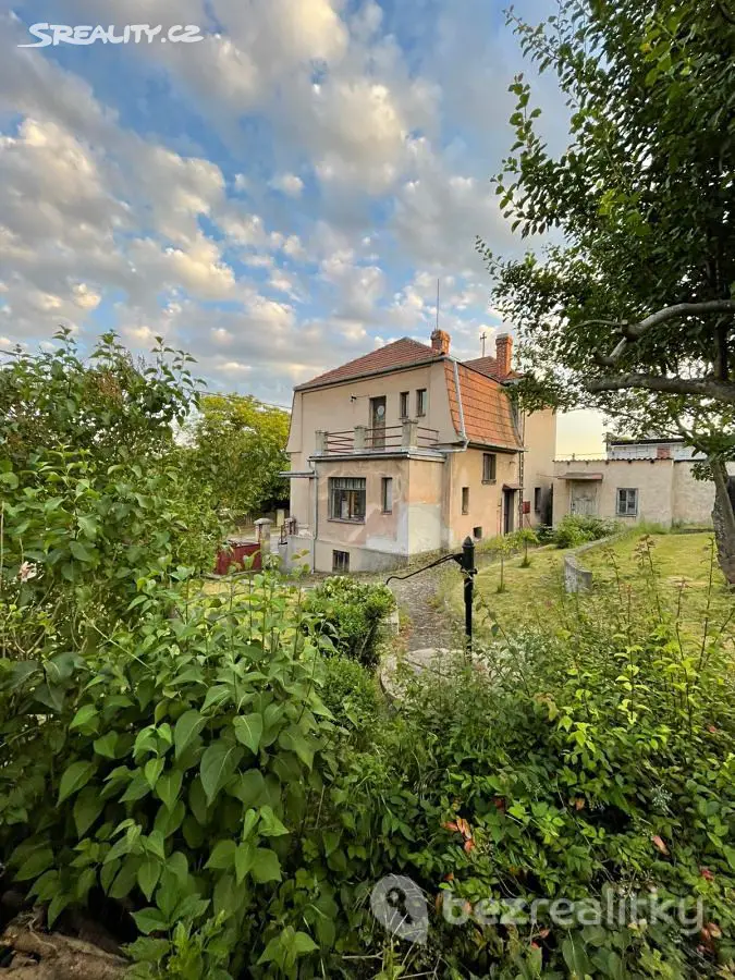 Prodej  rodinného domu 165 m², pozemek 700 m², Tlučná, okres Plzeň-sever