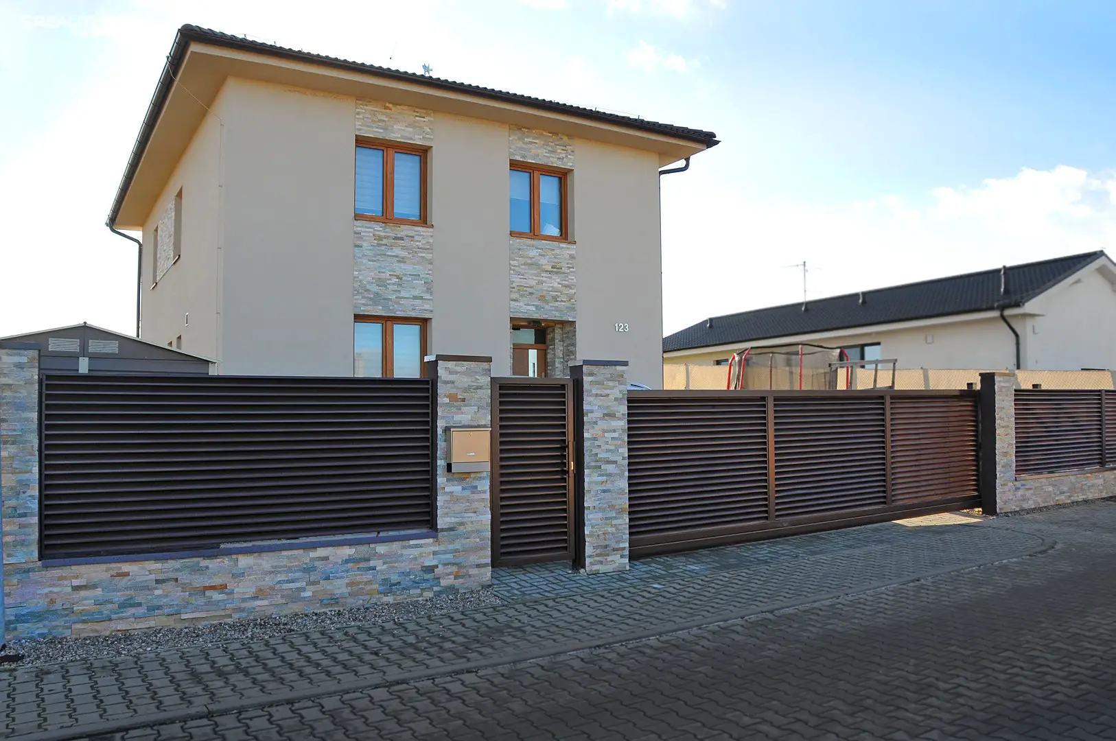 Prodej  rodinného domu 210 m², pozemek 809 m², Na Kopečku, Vodochody - Hoštice