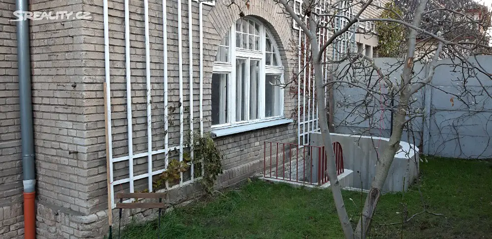 Prodej  vícegeneračního domu 330 m², pozemek 1 050 m², Na Petříně, Kolín - Kolín II