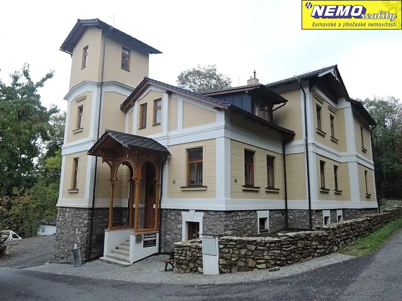 Prodej  vily 548 m², pozemek 2 012 m², Lázně, Prachatice - Prachatice II