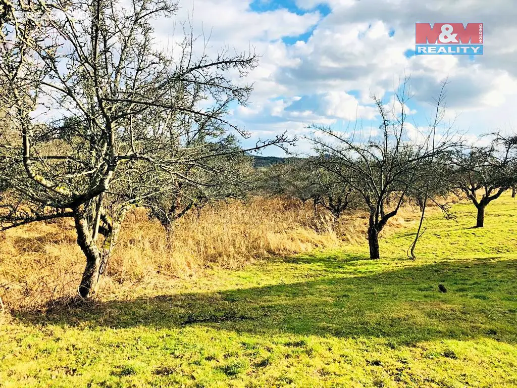 Prodej  stavebního pozemku 2 000 m², Svojkov, okres Česká Lípa