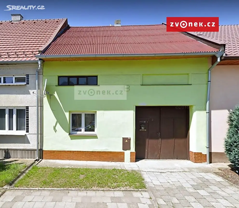 Prodej  komerčního pozemku 541 m², Záříčí, okres Kroměříž