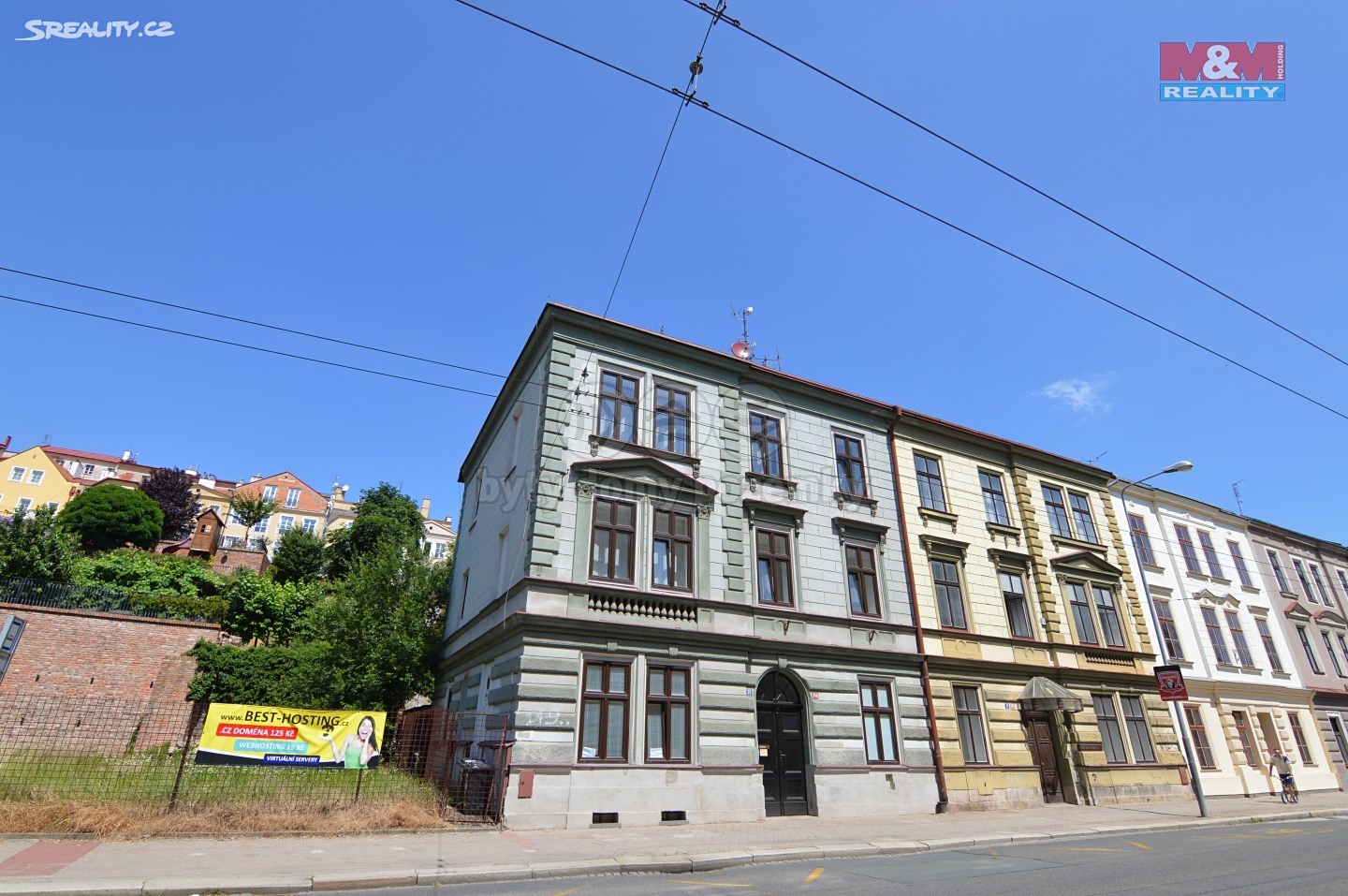 Pronájem bytu 1+1 58 m², Komenského, Hradec Králové