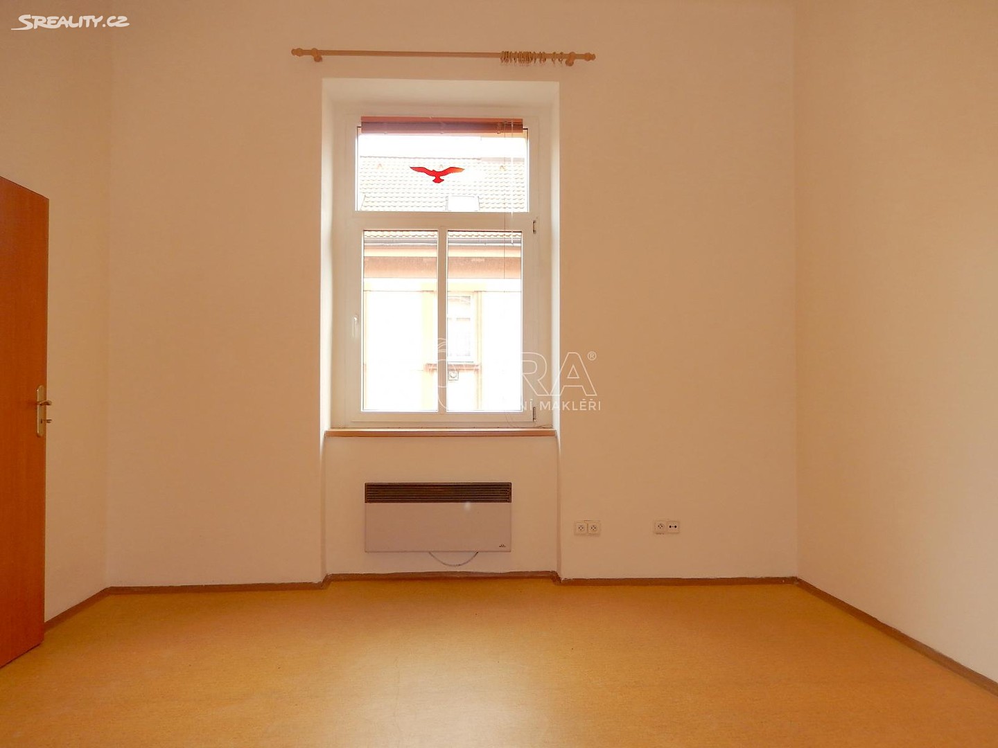 Pronájem bytu 1+1 33 m², Chelčického, Praha 3 - Žižkov