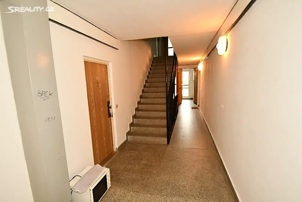 Pronájem bytu 1+kk 32 m², Strnadova, Brno - Líšeň