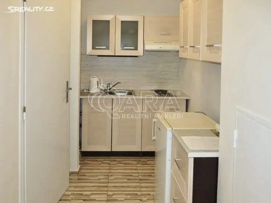 Pronájem bytu 1+kk 27 m², Vltavská, Brno - Starý Lískovec