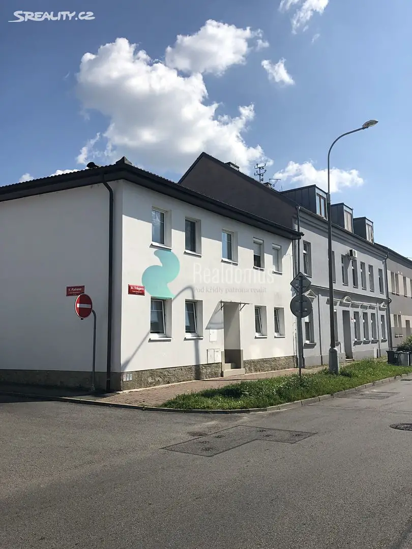 Pronájem bytu 1+kk 20 m², V. Rabase, České Budějovice - České Budějovice 3