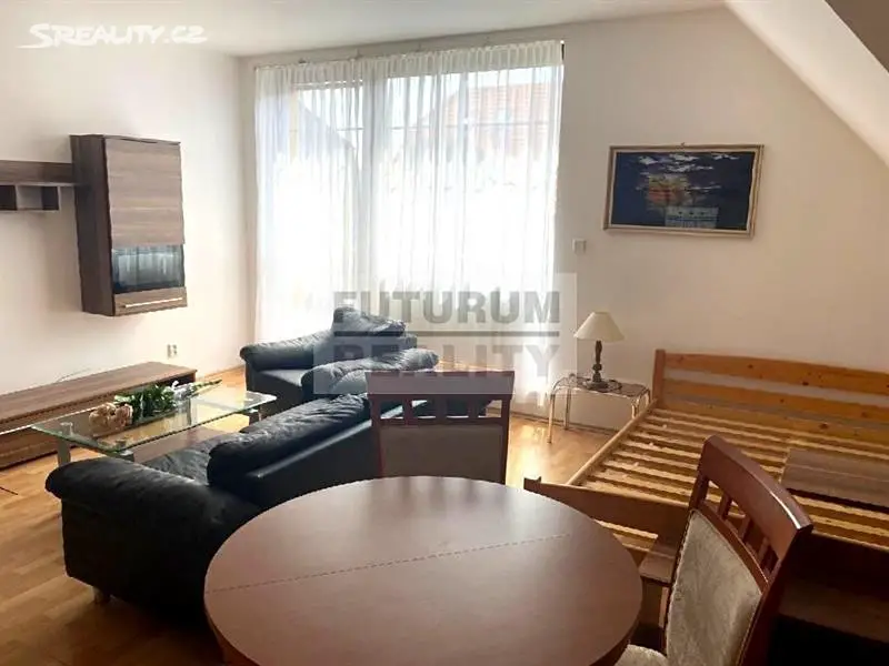 Pronájem bytu 1+kk 40 m², Příčná II., Jesenice