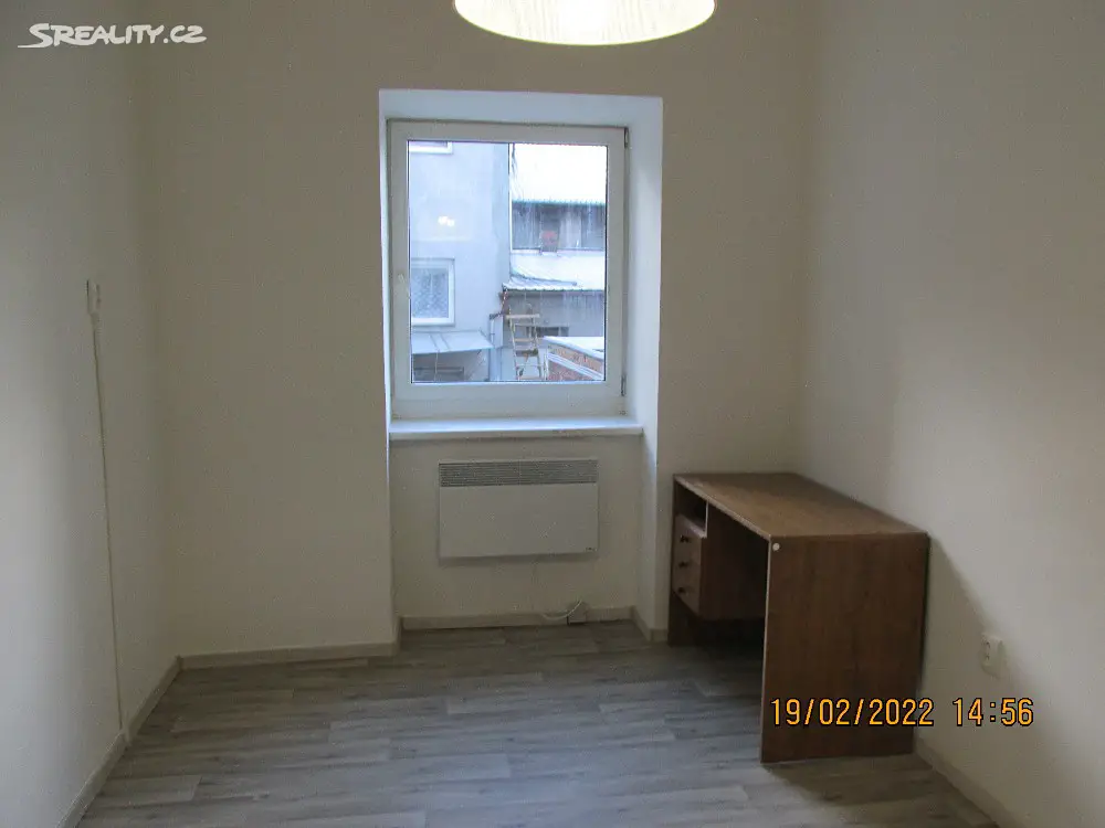 Pronájem bytu 1+kk 26 m², Komenského, Olomouc