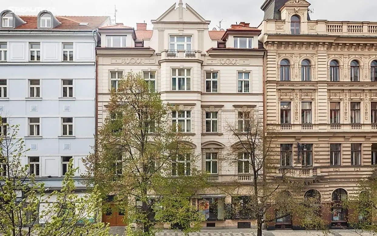 Pronájem bytu 1+kk 25 m², Anglická, Praha 2 - Vinohrady