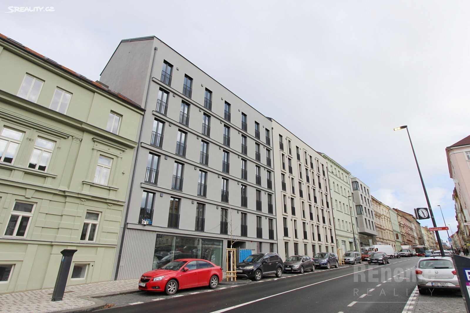 Pronájem bytu 1+kk 40 m², Koněvova, Praha 3 - Žižkov