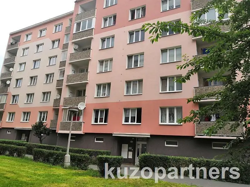 Pronájem bytu 2+1 61 m², Partyzánská, Chomutov