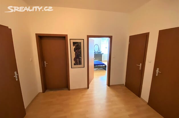 Pronájem bytu 2+1 85 m², Velké náměstí, Hradec Králové