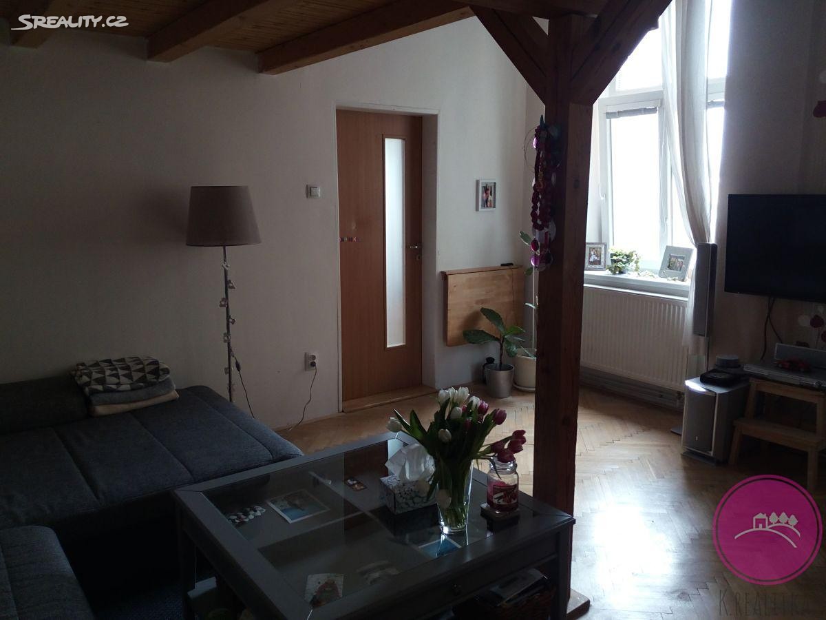 Pronájem bytu 2+1 55 m², Komenského, Olomouc
