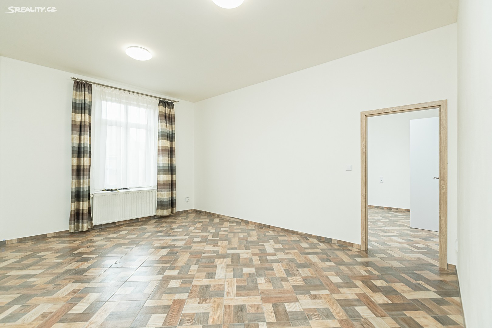 Pronájem bytu 2+1 58 m², Pod hliništěm, Praha 8 - Kobylisy