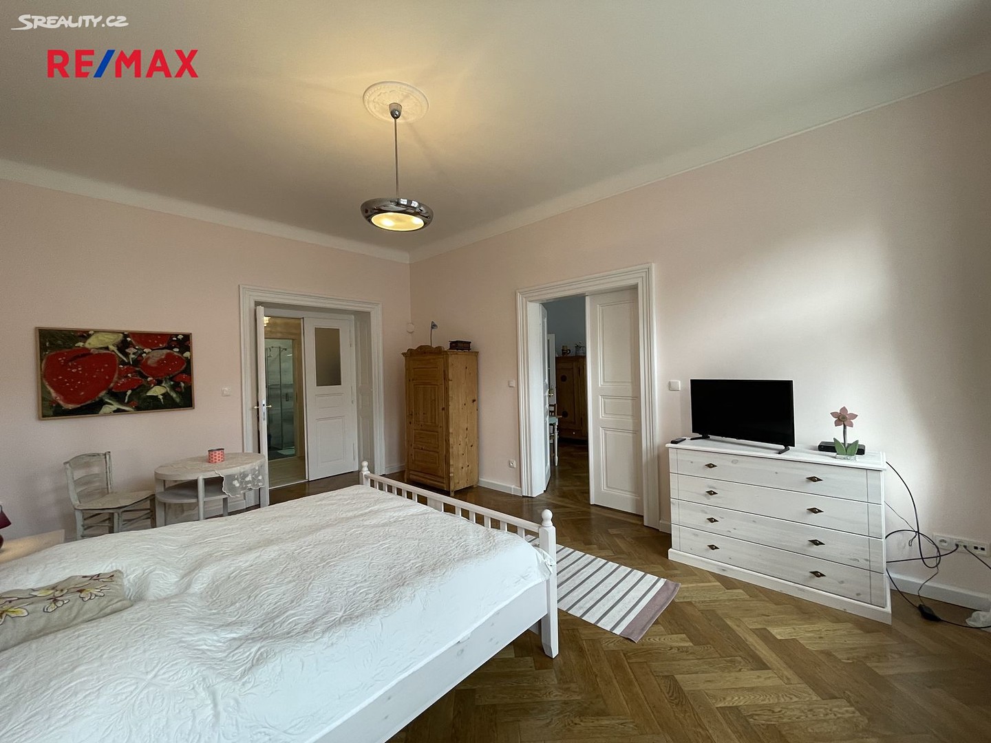 Pronájem bytu 2+1 61 m², Ve Smečkách, Praha 1 - Nové Město
