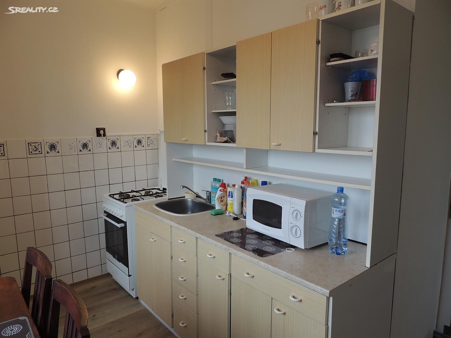 Pronájem bytu 2+1 54 m², Na hroudě, Praha 10 - Strašnice