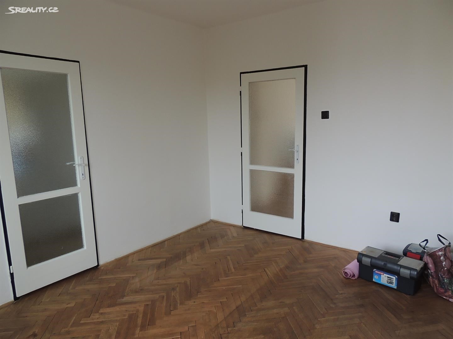 Pronájem bytu 2+1 54 m², Na hroudě, Praha 10 - Strašnice