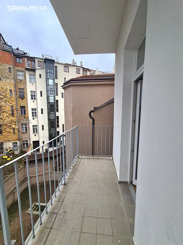 Pronájem bytu 2+1 55 m², Cimburkova, Praha 3 - Žižkov