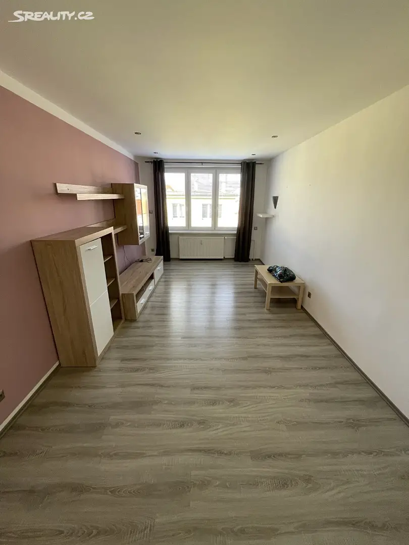 Pronájem bytu 2+1 56 m², Libušina, Teplice