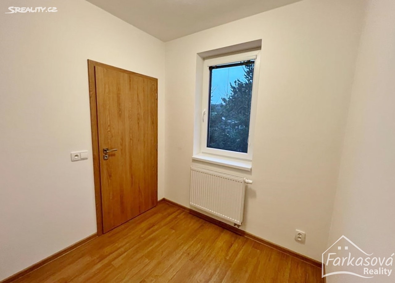 Pronájem bytu 2+kk 35 m², Na Slovanech, Lanškroun - Žichlínské Předměstí