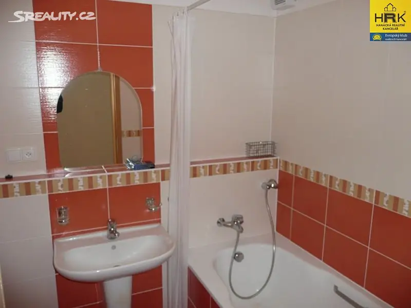 Pronájem bytu 2+kk 57 m², Družební, Olomouc - Nové Sady