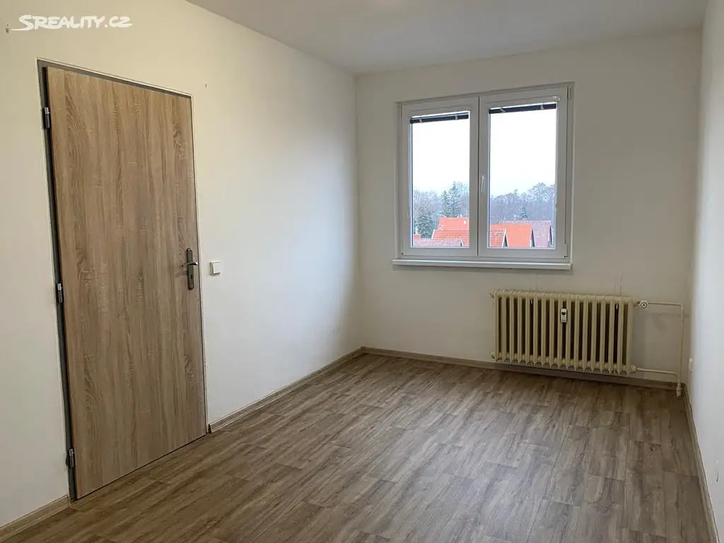 Pronájem bytu 4+1 74 m², Ječná, Hradec Králové - Slezské Předměstí