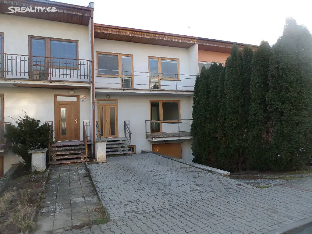 Pronájem  rodinného domu 220 m², pozemek 366 m², Jiráskova, Šlapanice
