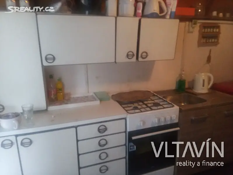 Prodej  chaty 30 m², pozemek 400 m², Praha 6 - Lysolaje