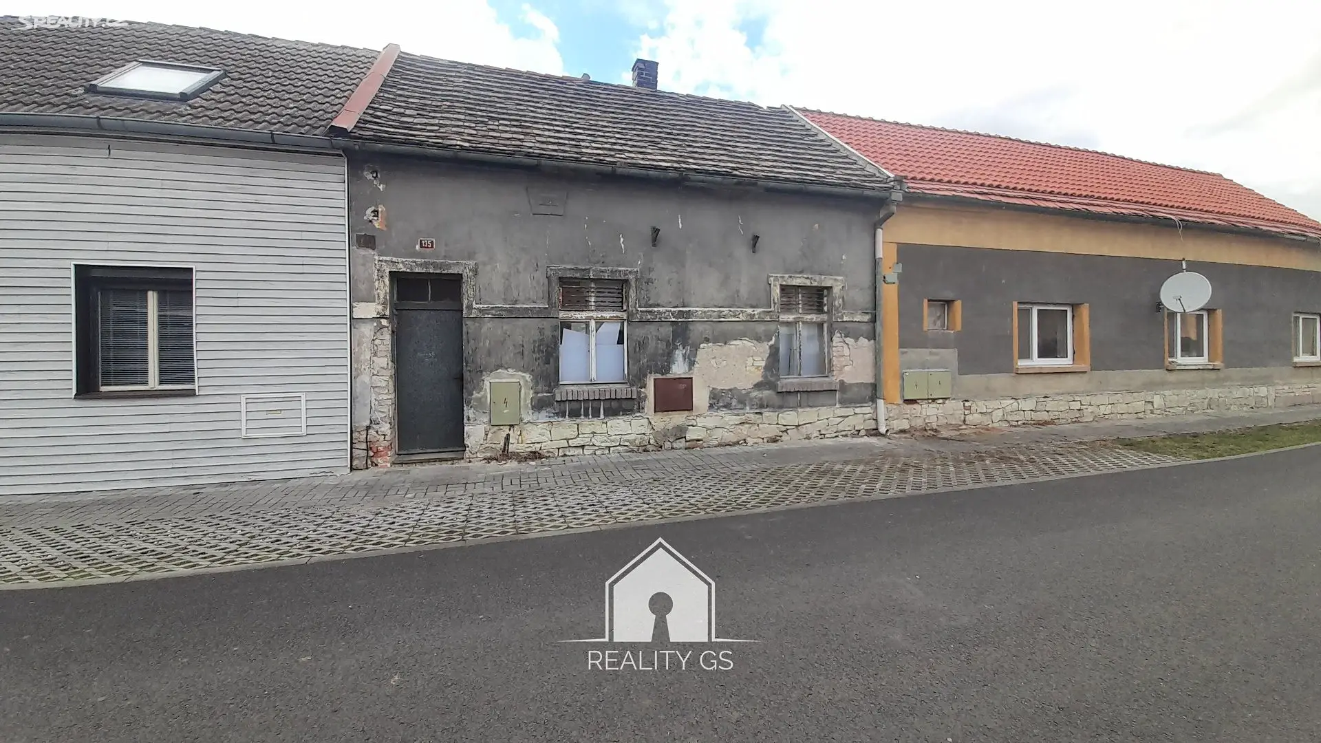 Prodej  rodinného domu 306 m², pozemek 306 m², B. Němcové, Dobroměřice