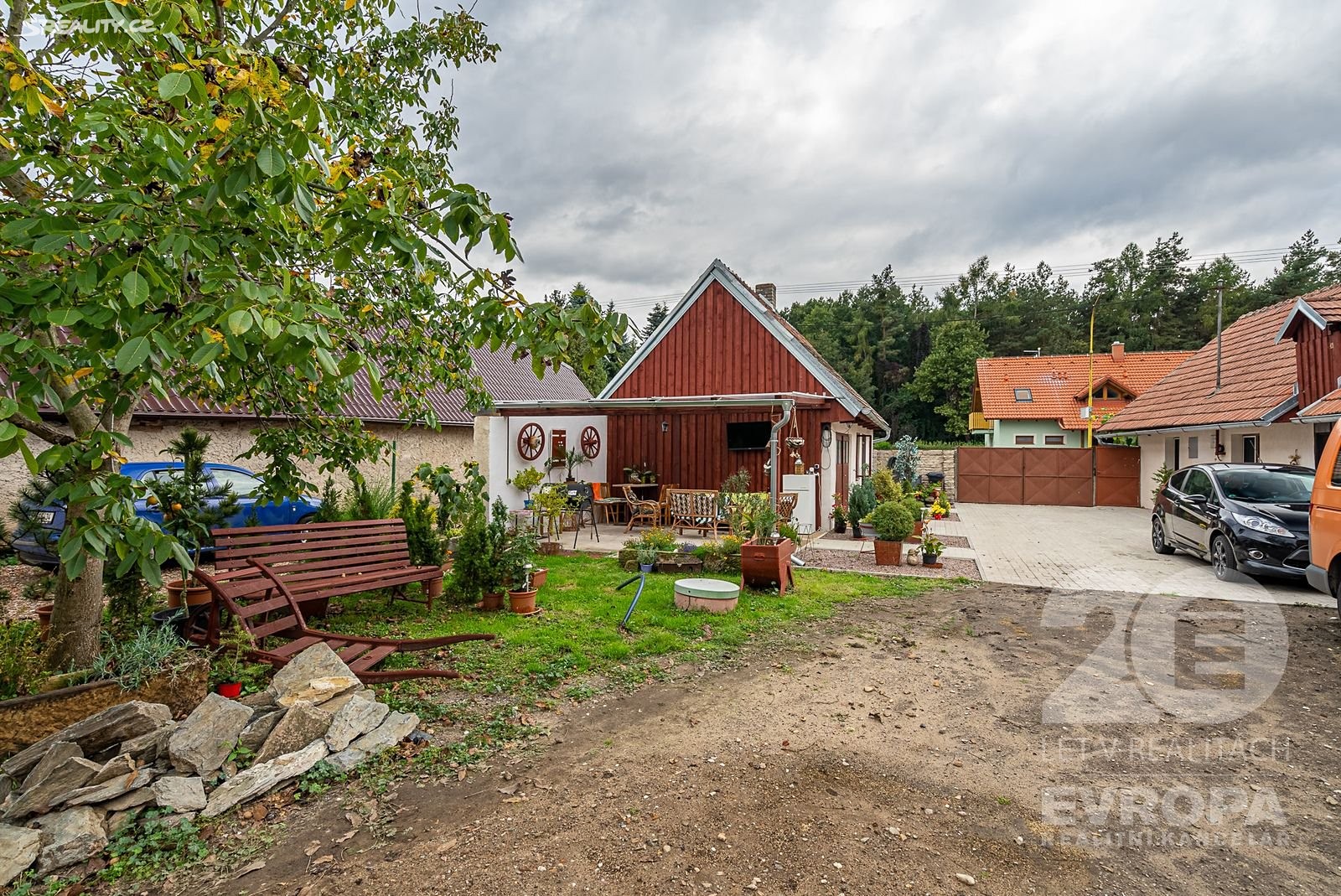 Prodej  rodinného domu 130 m², pozemek 570 m², Kladruby nad Labem - Bílé Vchynice, okres Pardubice