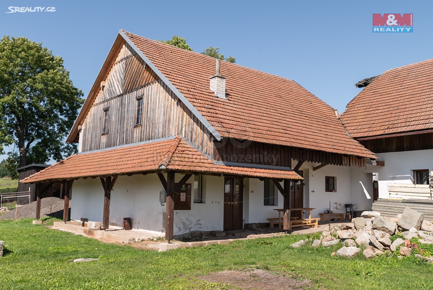 Prodej  zemědělské usedlosti 1 769 m², pozemek 54 589 m², Dolní Dobrouč, okres Ústí nad Orlicí